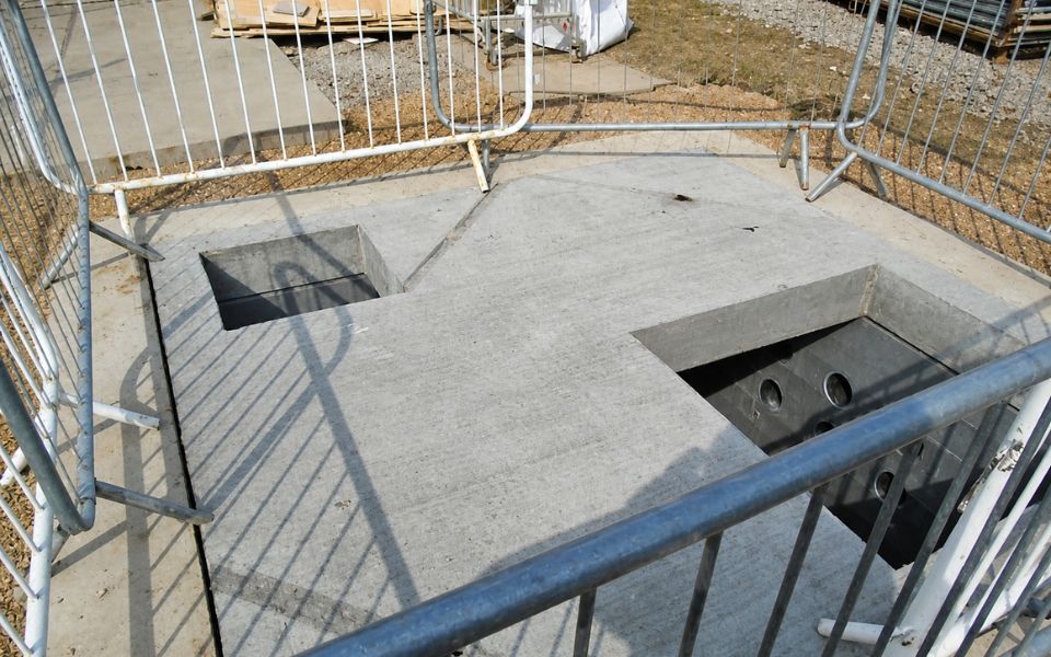 Cover Slab Slider 2