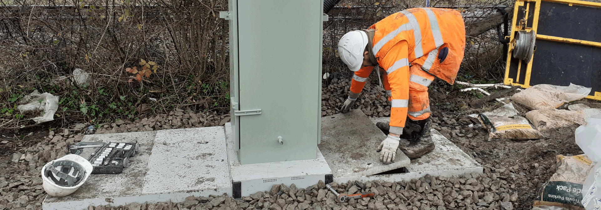  2. The Cubis Systems Rail Cabinet Base